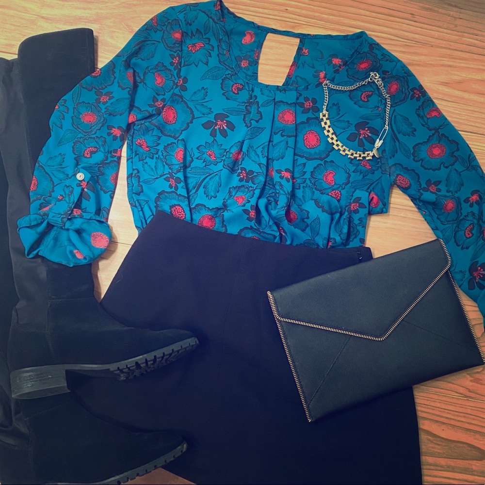 Turquoise Blouse mid length sleeves